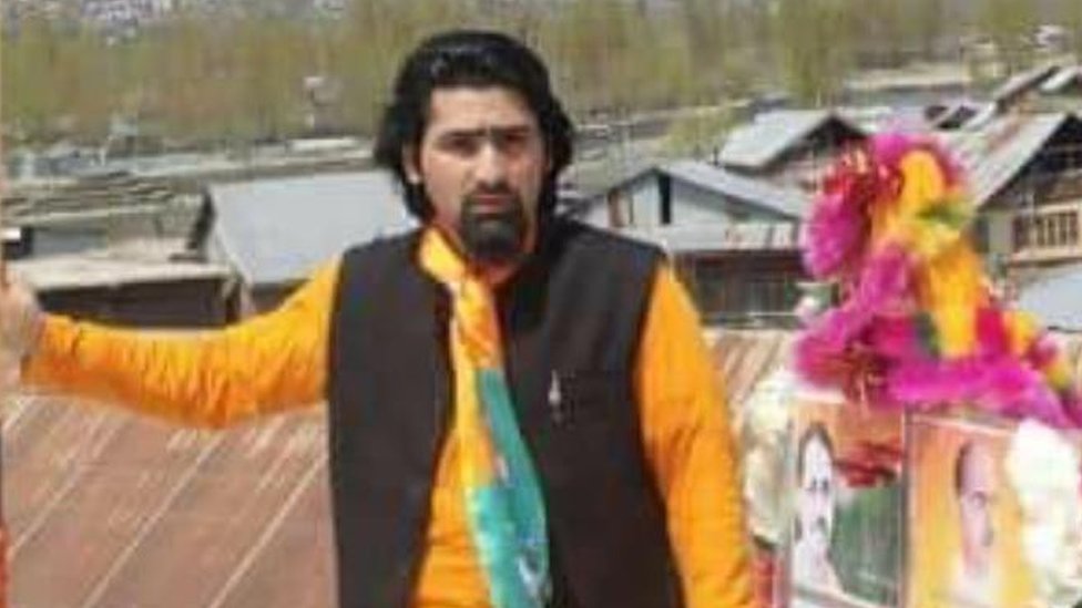 ਕਸ਼ਮੀਰ: ਭਾਜਪਾ ਆਗੂ ਵਸੀਮ ਬਾਰੀ ਦਾ ਭਰਾ ਤੇ ਪਿਓ ਸਣੇ ਹਲਾਕ, ਸ਼ੱਕੀ ਕੱਟੜਵਾਦੀਆਂ ਦਾ ਕਾਰਾ