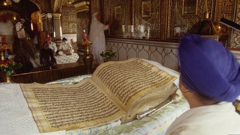 ਲਾਪਤਾ ਸਰੂਪਾਂ ਦੇ ਮਾਮਲੇ ਵਿਚ ਕਿਹੜੇ ਸਵਾਲ ਅਜੇ ਵੀ ਬਾਕੀ - ਪੰਥਕ ਧਿਰਾਂ ਕਿਉਂ ਸੰਤੁਸ਼ਟ ਨਹੀਂ - ਪ੍ਰੈੱਸ ਰਿਵੀਊ