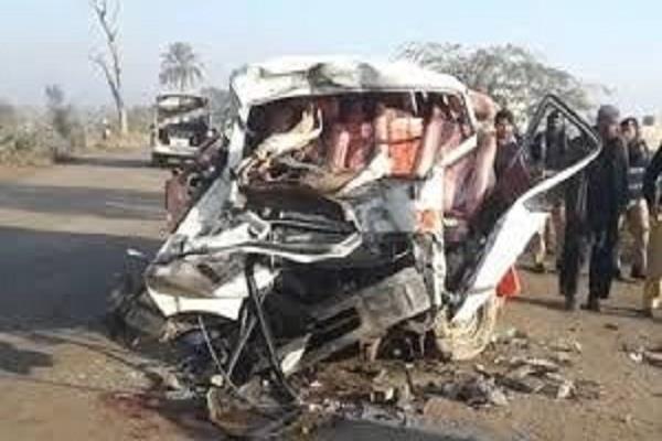 pakistan road accident
