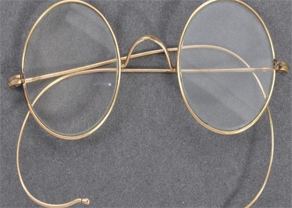 mahatma gandhi  s glasses auction in uk