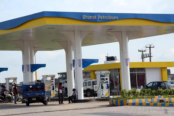 bpcl privatization  govt to issue rules on labor protection  property sale later