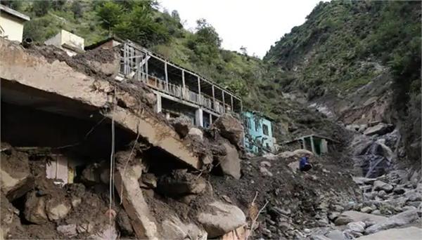 jammu and kashmir five houses damaged due to landslide