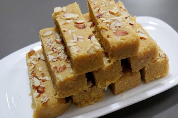 raksha bandhan  food department  barfi  seized