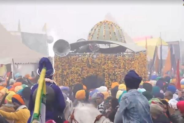 singhu border nagar kirtan new year farmers