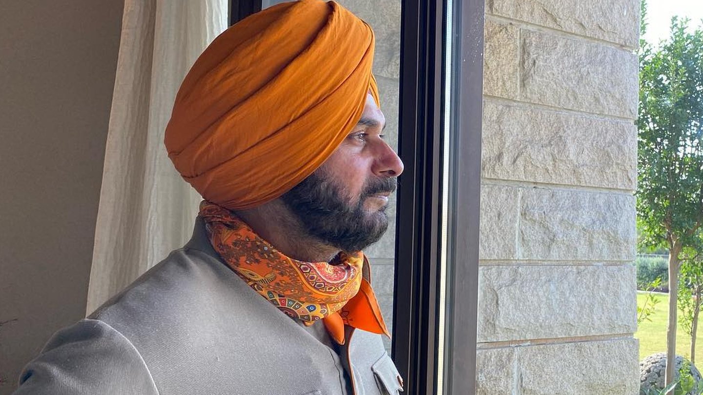 ਕੈਪਟਨ ਦੀ ਸੋਨੀਆ ਅੱਗੇ ਪੇਸ਼ੀ ਤੋਂ ਪਹਿਲਾਂ ਕੀ ਬੋਲੇ ਨਵਜੋਤ ਸਿੱਧੂ -ਪ੍ਰੈੱਸ ਰਿਵੀਊ