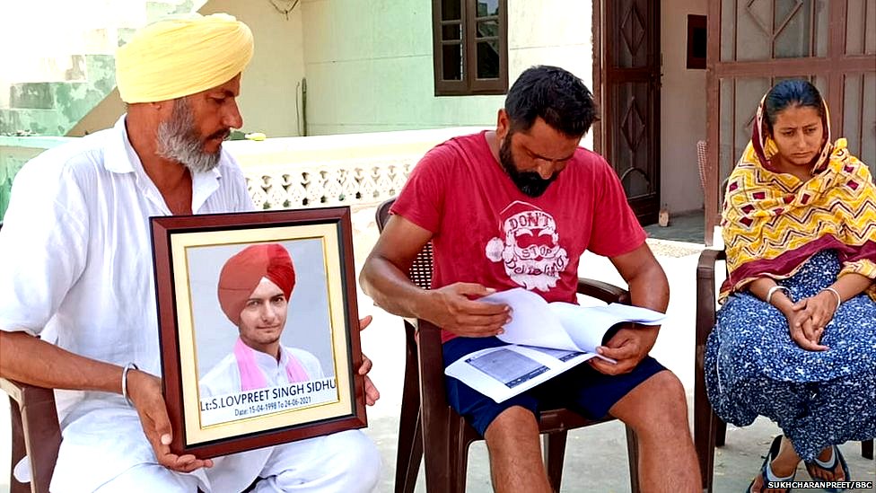 ਲਵਪ੍ਰੀਤ ਸਿੰਘ ਮਾਮਲਾ: ਕੁੜੀ ਖ਼ਿਲਾਫ਼ ਕੇਸ ਦਰਜ ਹੋਣ ਦੇ ਬਾਵਜੂਦ ਪਰਿਵਾਰ ਨਿਰਾਸ਼ ਕਿਉਂ