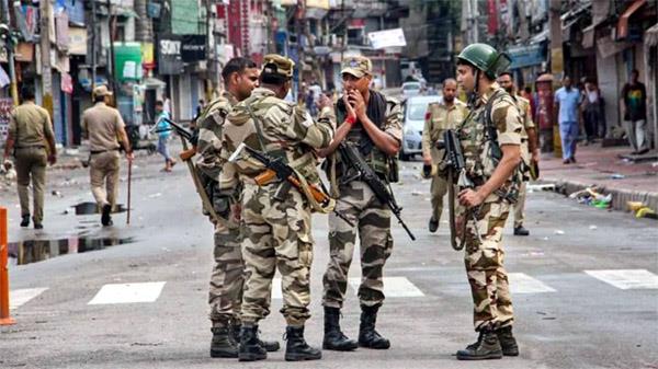 two suspects in army uniform spotted near jammu railway station