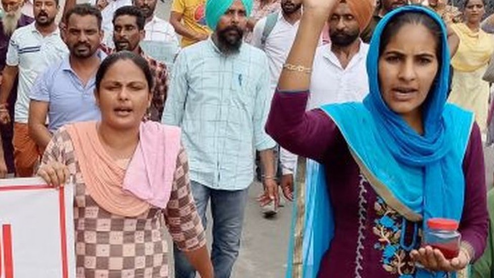 ਚਰਨਜੀਤ ਸਿੰਘ ਚੰਨੀ ਦੀ ਬੇਨਤੀ ਪ੍ਰਦਰਸ਼ਕਾਰੀ ਮੁਲਾਜ਼ਮਾਂ ਨੇ ਠੁਕਰਾਈ, ਇਹ ਚੇਤਾਵਨੀ ਦਿੱਤੀ - ਪ੍ਰੈਸ ਰੀਵਿਊ