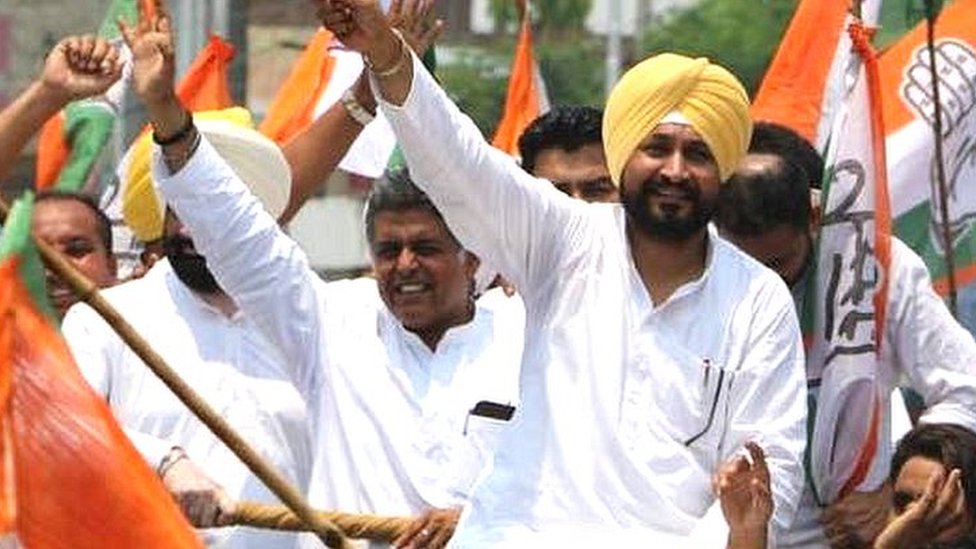ਚਰਨਜੀਤ ਸਿੰਘ ਚੰਨੀ: ਪੰਜਾਬ ਦੇ ਨਵੇਂ ਐਲਾਨੇ ਗਏ ਮੁੱਖ ਮੰਤਰੀ ਨੂੰ ਜਾਣੋ, ਜੋ ਕਦੇ ਲੋਕਾਂ ਦੇ ਘਰ ਟੈਂਟ ਲਾਉਣ ਵੀ ਜਾਂਦੇ ਸਨ