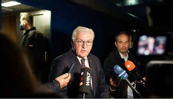 german president arrives in ukraine amid tension
