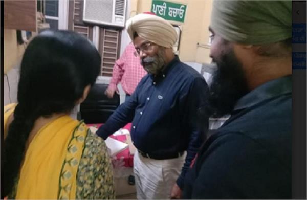 surprise checking done at tanda hospital