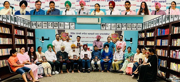 ਇਪਸਾ ਵੱਲੋਂ ਕਵਿੱਤਰੀ ਸੁਖਵਿੰਦਰ ਕੌਰ ਆਹੀ ਅਤੇ ਗੀਤਕਾਰ ਕਵੀਸ਼ਰ ਝਲਮਣ ਸਿੰਘ ਢੰਡਾ ਦਾ ਸਨਮਾਨ