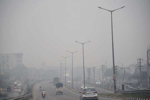 ਪੰਜਾਬ ''ਚ ਸੁੱਕੀ ਠੰਡ ਦਾ ਛਾਇਆ ਕਹਿਰ; ਮੀਂਹ ਨਾ ਪੈਣ ਕਾਰਨ ਪ੍ਰਦੂਸ਼ਣ ''ਚ ਵੀ ਵਾਧਾ, ਬੱਚੇ ਤੇ ਬਜ਼ੁਰਗ ਸਭ ਤੋਂ ਵੱਧ ਪ੍ਰਭਾਵਿਤ