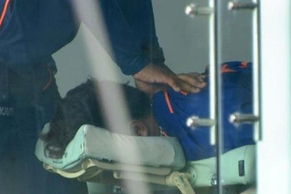 rishabh pant injured  inside the dressing room  medical help was seen