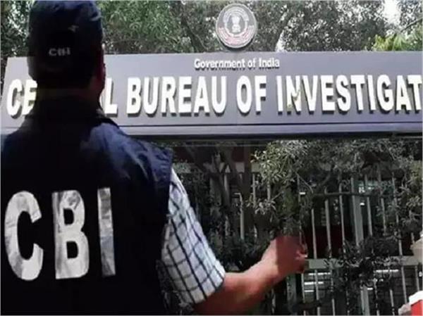 delhi cbi files charge sheet in liquor policy case
