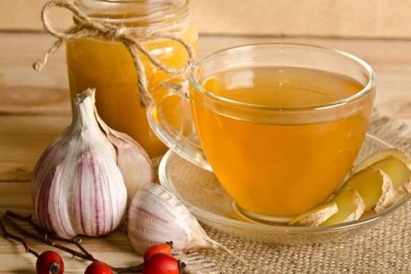 health tips    garlic water   is helpful in reducing belly fat  know how to use it