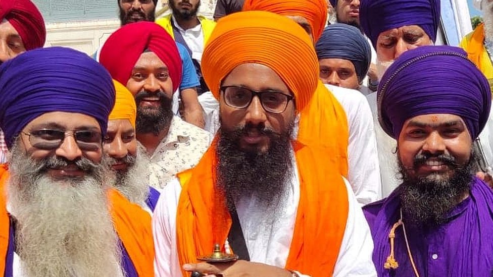 ਪਟਿਆਲਾ ਹਿੰਸਾ: ਮੁੱਖ ਮੁਲਜ਼ਮ ਦੱਸੇ ਜਾ ਰਹੇ ਪਰਵਾਨਾ ਦੀ ਪਤਨੀ ਤੇ ਆਲੇ-ਦੁਆਲੇ ਦੇ ਲੋਕਾਂ ਨੇ ਉਨ੍ਹਾਂ ਬਾਰੇ ਕੀ ਦੱਸਿਆ