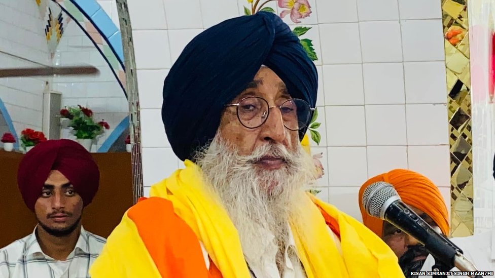 ਸਿਮਰਨਜੀਤ ਮਾਨ: ਆਪਰੇਸ਼ਨ ਬਲੂ ਸਟਾਰ ਦੇ ਰੋਸ ਵਜੋਂ ਅਹੁਦਾ ਛੱਡਣ ਵਾਲੇ ਮਾਨ ਜਦੋਂ ਕਿਰਪਾਨ ਦੇ ਮੁੱਦੇ ’ਤੇ ਲੋਕ ਸਭਾ ਨਹੀਂ ਗਏ ਸੀ