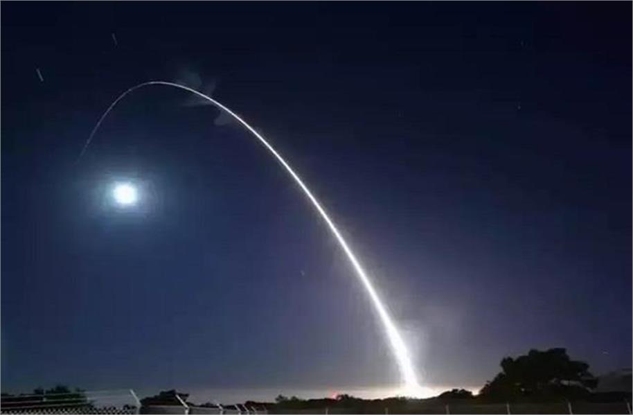 ਦੁਨੀਆ ਦੀ ਸਭ ਤੋਂ ਤੇਜ਼ ਮਿਜ਼ਾਈਲ ਬਣਾਉਣ ਦੀ ਕੋਸ਼ਿਸ਼ ’ਚ ਚੀਨ, 40 ਹਜ਼ਾਰ ਕਿਲੋਮੀਟਰ/ਘੰਟਾ ਹੋਵੇਗੀ ਰਫ਼ਤਾਰ