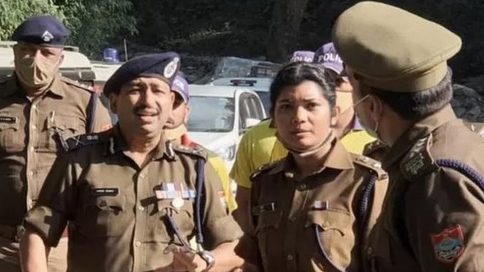 ਉਤਰਾਖੰਡ: ਕੁੜੀ ਦੇ ਕਤਲ ਦੇ ਮਾਮਲੇ ਵਿੱਚ ਹੁਣ ਤੱਕ ਕੀ-ਕੀ ਪਤਾ ਹੈ, ਗ੍ਰਿਫ਼ਤਾਰ ਮੁਲਜ਼ਮਾਂ ਨੇ ਕੀ ‘ਕਬੂਲਿਆ’