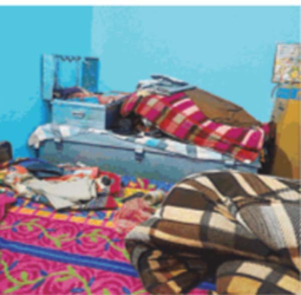 ਹਾਜੀਪੁਰ ਦੇ ਪਿੰਡ ਭਵਨਾਲ ’ਚ ਦਿਨ-ਦਿਹਾੜੇ ਚੋਰੀ, ਲੱਖਾਂ ਦੇ ਗਹਿਣੇ ਲੈ ਗਏ ਚੋਰ