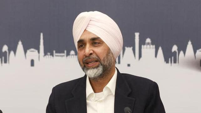 ਮਨਪ੍ਰੀਤ ਸਿੰਘ ਬਾਦਲ ਨੇ ਕਾਂਗਰਸ ਪਾਰਟੀ ਤੋਂ ਦਿੱਤਾ ਅਸਤੀਫ਼ਾ, ਭਾਰਤੀ ਜਨਤਾ ਪਾਰਟੀ ਦੇ ਦਫ਼ਤਰ ਪੁੱਜੇ