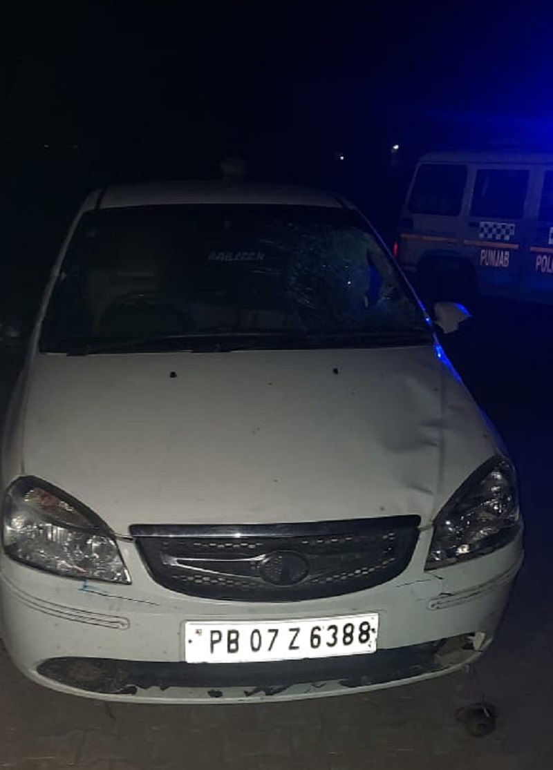 ਨਾਕੇ ’ਤੇ ਡਿਊਟੀ ਦੌਰਾਨ ਪੁਲਸ ਮੁਲਾਜ਼ਮਾਂ ਨੂੰ ਮਾਰਨ ਦੀ ਨੀਅਤ ਨਾਲ ਮਾਰੀ ਟੱਕਰ