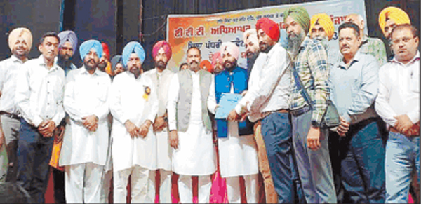 ETT ਅਧਿਆਪਕਾਂ ਦੀਆਂ ਸਮੱਸਿਆਵਾਂ ਦਾ ਜਲਦੀ ਹੋਵੇਗਾ ਹੱਲ : ਹਰਜੋਤ ਸਿੰਘ ਬੈਂਸ