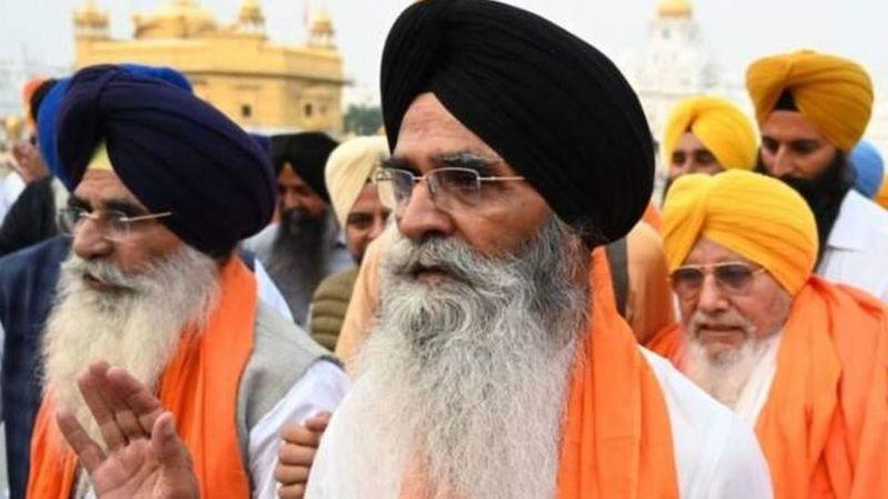 ਹਰਿਮੰਦਰ ਸਾਹਿਬ ਵਿੱਚ ਤਿਰੰਗੇ ਦੇ ਟੈਟੂ ਨਾਲ ਪਹੁੰਚੀ ਕੁੜੀ ਨੂੰ ਰੋਕਣ ਦਾ ਮਾਮਲਾ, ਵਾਇਰਲ ਵੀਡੀਓ ਵਿੱਚ ਕੀ ਹੈ ਜੋ ਬਣਿਆ ਵਿਵਾਦ 