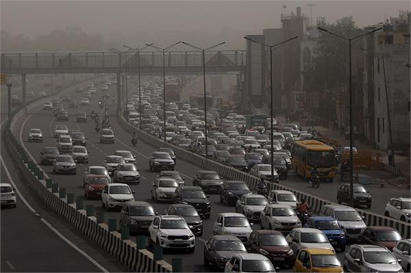 dust storm worsens air quality in delhi ncr