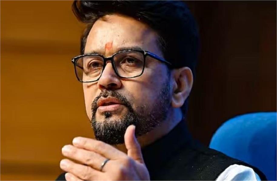 ਮੋਦੀ ਨੇ ਮਹਾਮਾਰੀ ਦੌਰਾਨ 160 ਦੇਸ਼ਾਂ ਨੂੰ ਟੀਕੇ ਭੇਜੇ, ਠਾਕਰੇ ਘਰੋਂ ਹੀ ਨਹੀਂ ਨਿਕਲੇ : ਅਨੁਰਾਗ ਠਾਕੁਰ