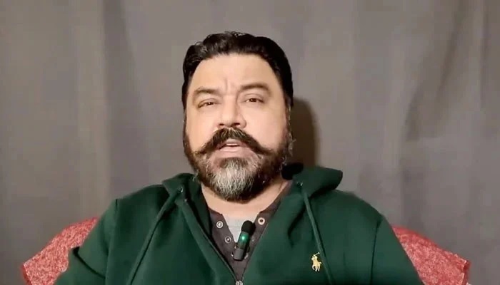 ਯੂਕੇ ਪੁਲਸ ਨੇ ਪਾਕਿਸਤਾਨੀ ਸੋਸ਼ਲ ਮੀਡੀਆ ਕਾਰਕੁਨ ਆਦਿਲ ਰਾਜਾ ਨੂੰ ਕੀਤਾ ਗ੍ਰਿਫਤਾਰ