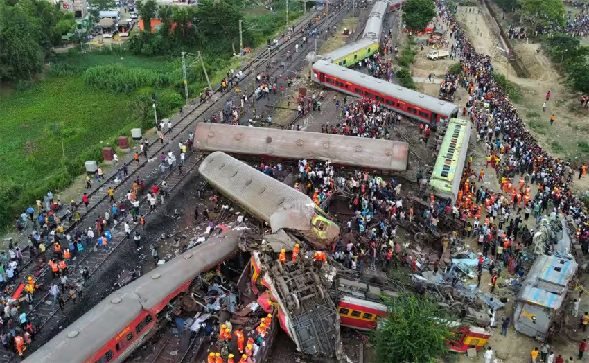 ਬਾਲਾਸੋਰ ਰੇਲ ਹਾਦਸਾ : ਰੇਲਵੇ ਦੇ 7 ਮੁਲਾਜ਼ਮ ਮੁਅੱਤਲ