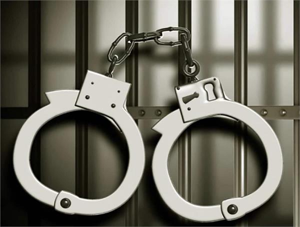 10 smugglers arrested in afghanistan