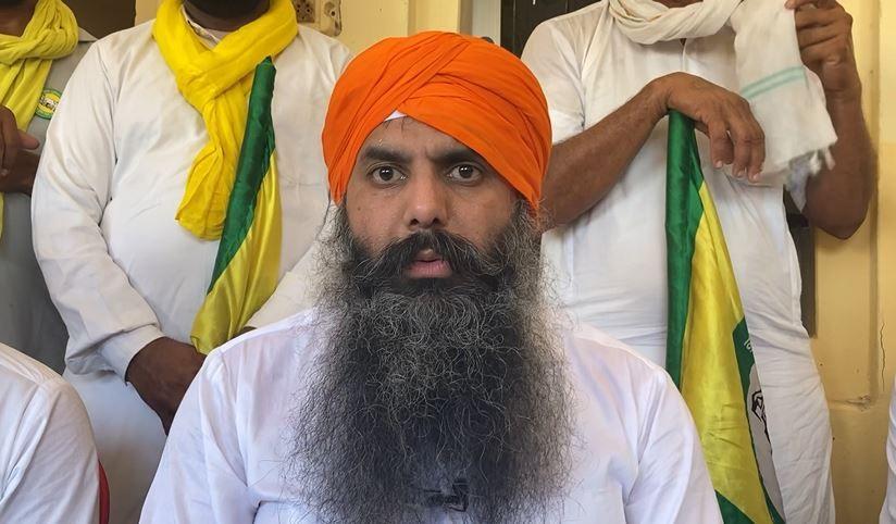 2 ਕਰੋੜ ਦੀ ਬਲੱਡ ਮਨੀ ਦੇ ਕੇ ਸਾਊਦੀ ਤੋਂ ਪੰਜਾਬ ਲਿਆਂਦਾ ਗਿਆ ਬਲਵਿੰਦਰ,''''ਮਿੱਟੀ ''''ਚ ਪਰਤ ਕੇ ਨਵਾਂ ਜਨਮ ਮਿਲਿਆ''''