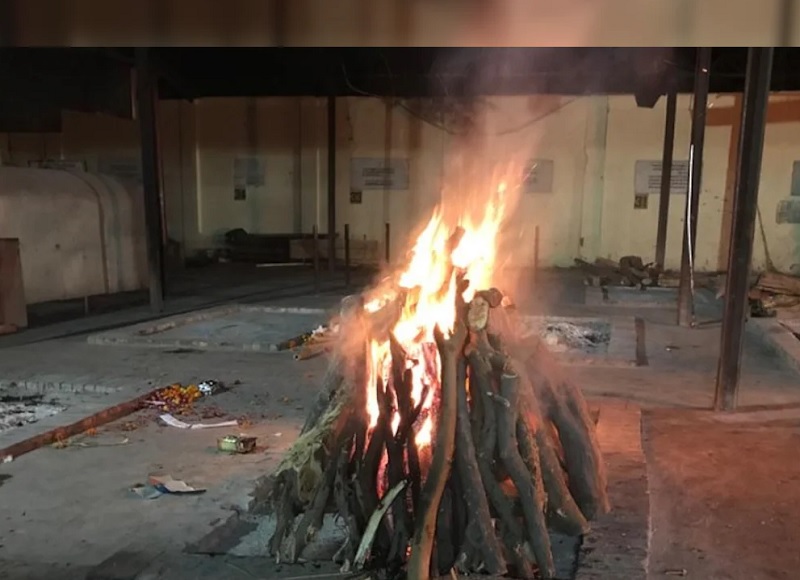 ਅੰਤਿਮ ਸੰਸਕਾਰ ਮੌਕੇ ਸ਼ਮਸ਼ਾਨਘਾਟ ''ਚ ਭੁੱਲ ਕੇ ਵੀ ਨਾ ਜਾਣ ਇਹ ਲੋਕ, ਨਹੀਂ ਤਾਂ...