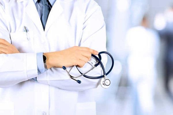 jantar mantar protest volunteer doctors  treatment
