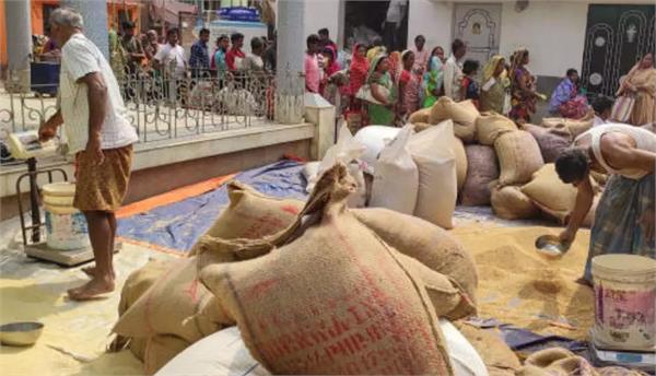 government to review free ration scheme to reduce subsidy bill