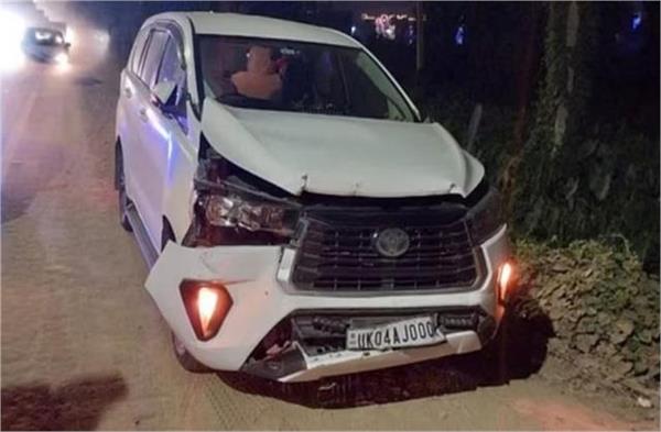 former chief minister met with a road accident