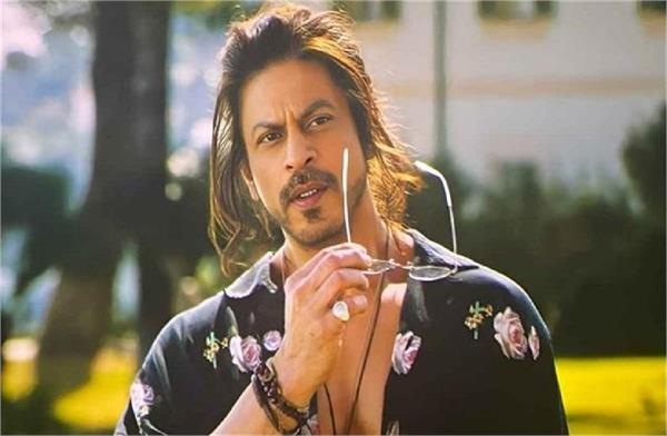 shahrukh khan surpasses amitabh bachchan aamir salman