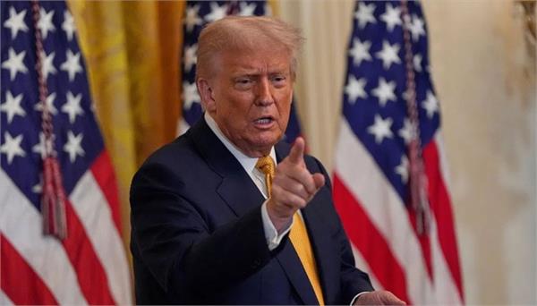 us will protect qatar  trump signs