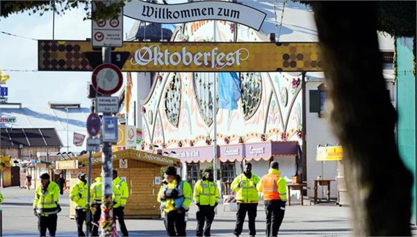 bomb threat at germany oktoberfest venue