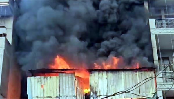 massive fire breaks out in factory