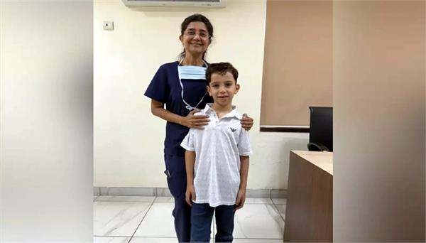 indian doctors save iraqi boy life
