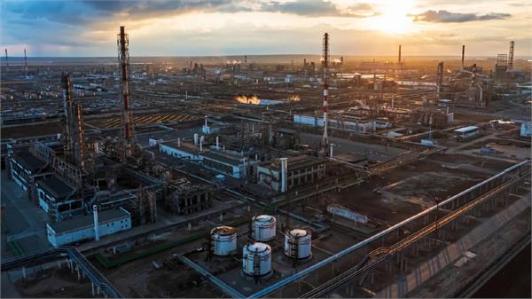 trump administration imposes sanctions on major russian oil companies