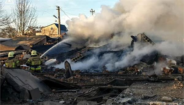 russia launches drones and missiles at ukraine power grid
