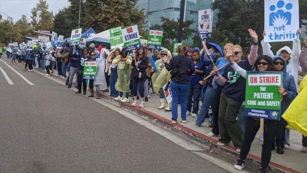 thousands of us healthcare workers on strike