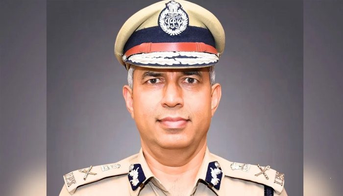 IPS ਪੂਰਨ ਕੁਮਾਰ ਖੁਦਕੁਸ਼ੀ ਮਾਮਲੇ ''ਚ ਵੱਡੀ ਕਾਰਵਾਈ, ਸਰਕਾਰ ਨੇ DGP ਨੂੰ ਲੰਬੀ ਛੁੱਟੀ ''ਤੇ ਭੇਜਿਆ