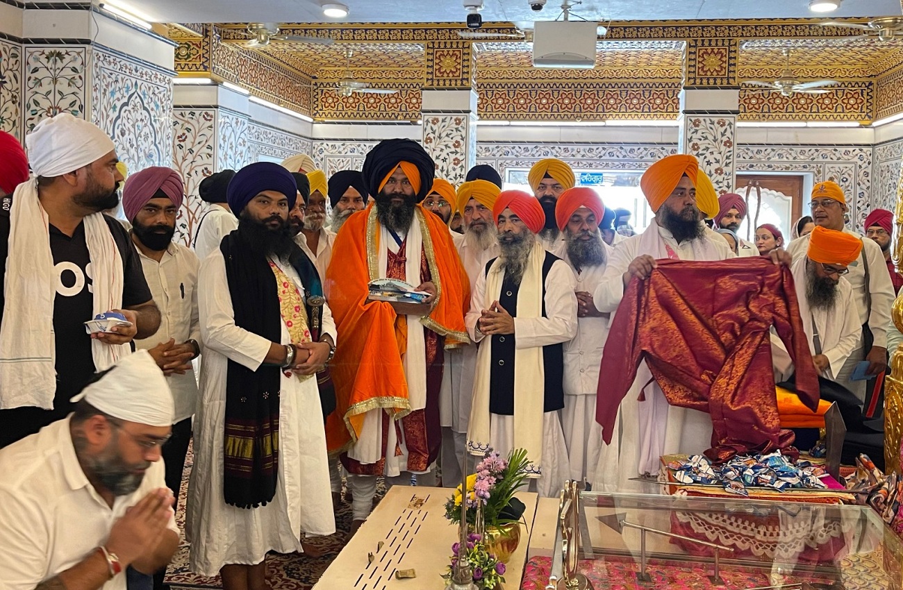 ਅਸਾਮ ਤੋਂ ਆਰੰਭ ਹੋਏ ਸ਼ਹੀਦੀ ਨਗਰ ਕੀਰਤਨ ਦਾ ਬਿਦਰ ਪਹੁੰਚਣ ’ਤੇ ਸੰਗਤਾਂ ਵੱਲੋਂ ਭਰਵਾਂ ਸਵਾਗਤ