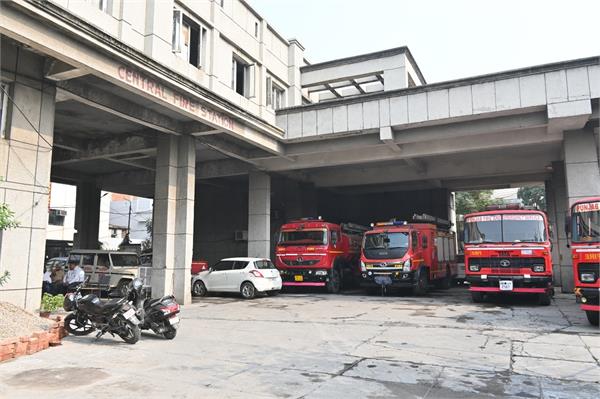diwali fire brigade personnel will be on duty 24 hours